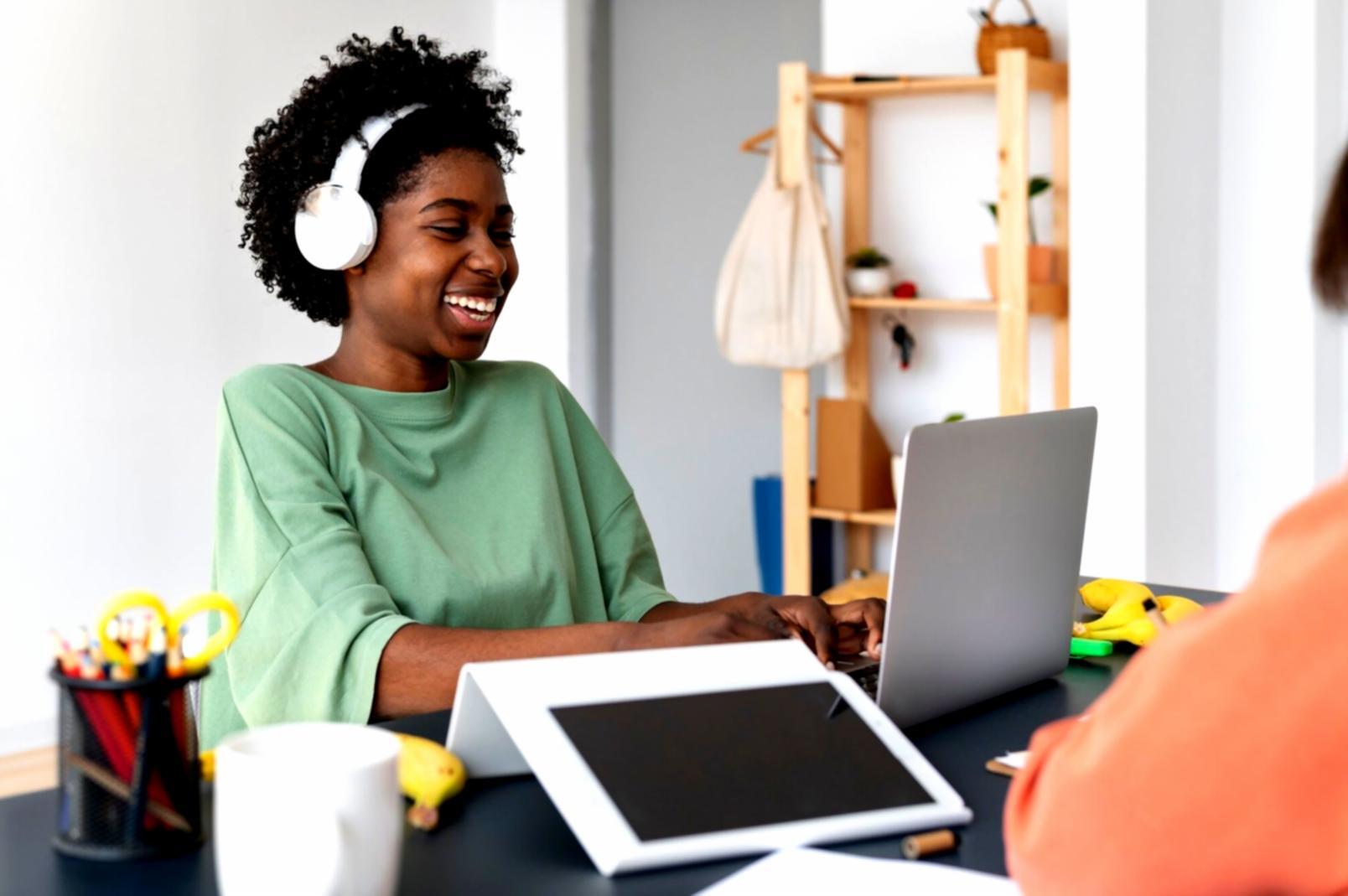 Ambiente di apprendimento moderno per lo sviluppo delle competenze comunicative